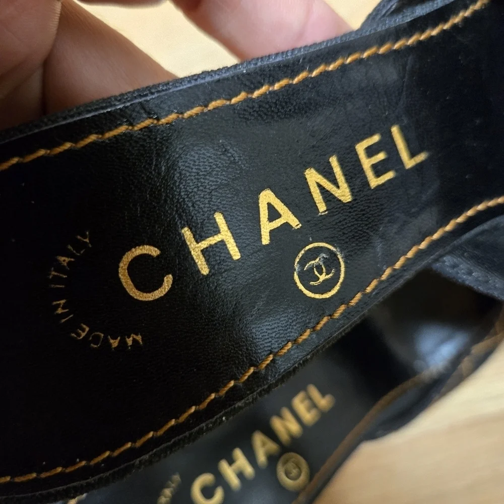 Chanel Black Quilted Fabric Mules Size 38.5 - Picture 8 of 10